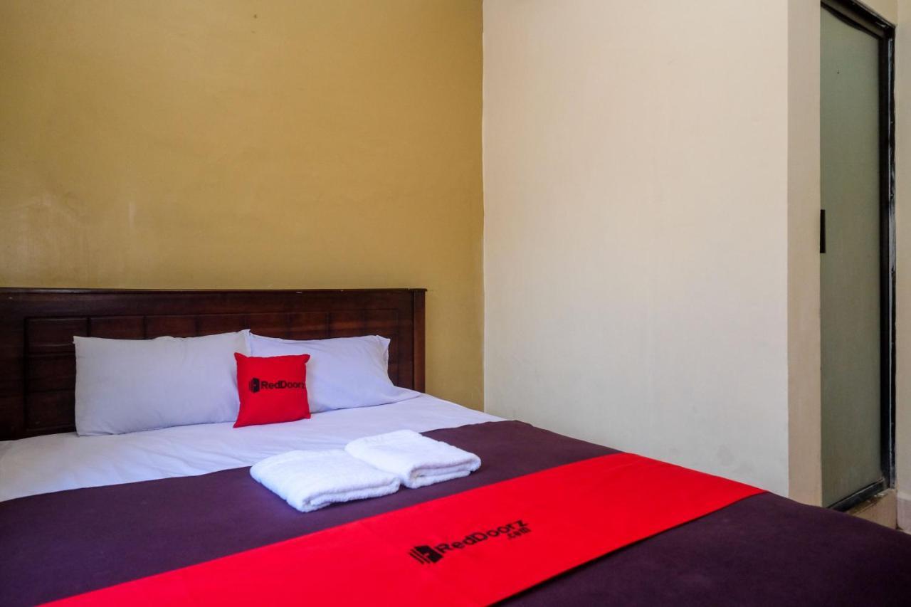 Reddoorz At Hotel Rich Parepare Near Pantai Mattirotasi Zewnętrze zdjęcie