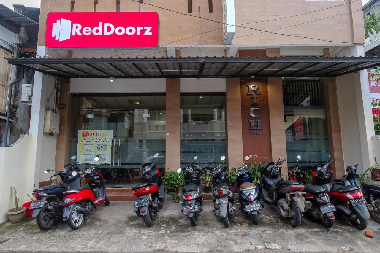 Reddoorz At Hotel Rich Parepare Near Pantai Mattirotasi Zewnętrze zdjęcie
