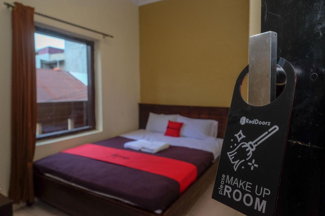 Reddoorz At Hotel Rich Parepare Near Pantai Mattirotasi Zewnętrze zdjęcie