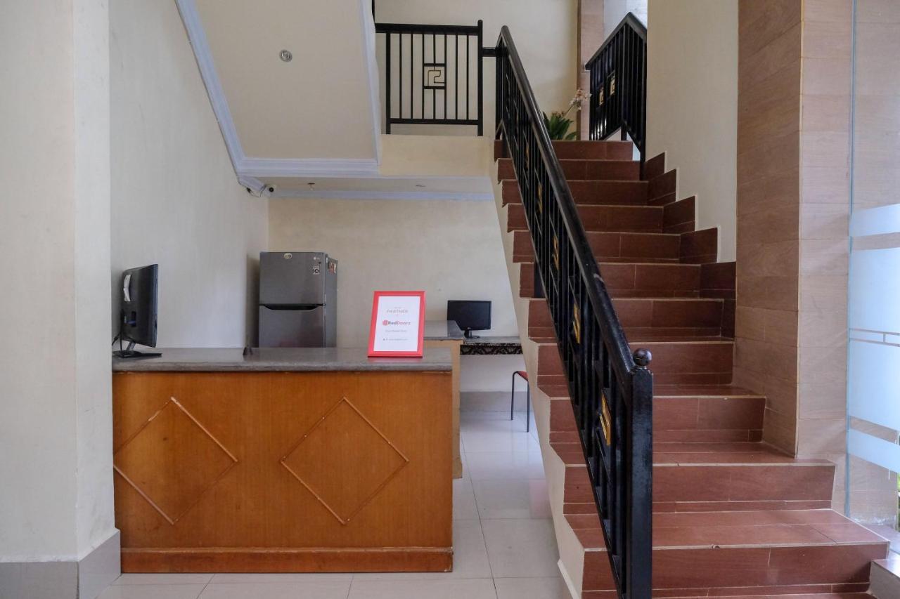 Reddoorz At Hotel Rich Parepare Near Pantai Mattirotasi Zewnętrze zdjęcie
