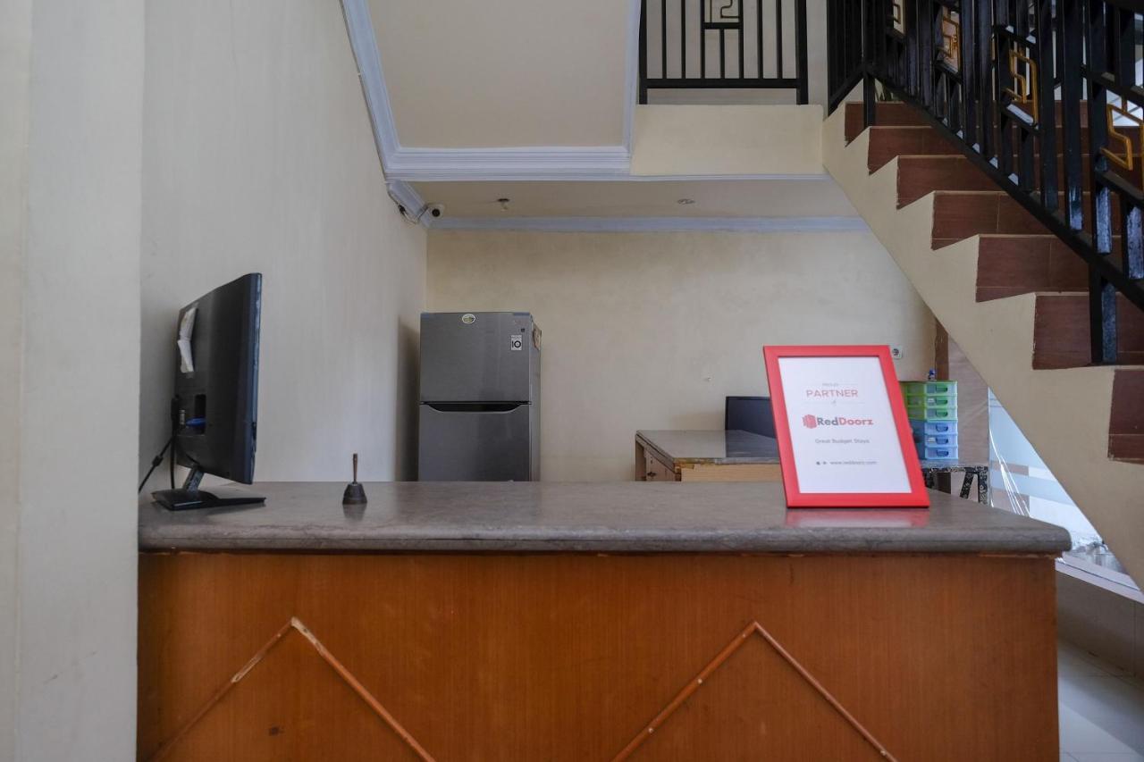 Reddoorz At Hotel Rich Parepare Near Pantai Mattirotasi Zewnętrze zdjęcie